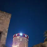 A Medieval Windmill Tower 2bedrooms In The Heart Of Old Town With Magnificent Panoramic Seaview And Cityview *