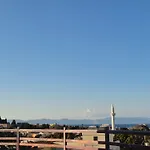 A Medieval Windmill Tower 2bedrooms In The Heart Of Old Town With Magnificent Panoramic Seaview And Cityview Holiday home
