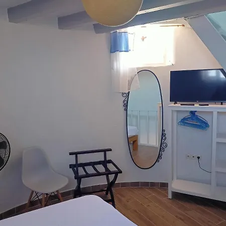 A Medieval Windmill Tower With Magnificent View Ferienhaus