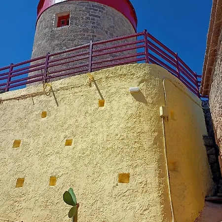 A Medieval Windmill Tower 2bedrooms In The Heart Of Old Town With Magnificent Panoramic Seaview And Cityview *