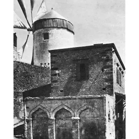 A Medieval Windmill Tower 2bedrooms In The Heart Of Old Town With Magnificent Panoramic Seaview And Cityview Tatil Evi