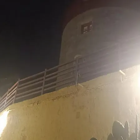 A Medieval Windmill Tower 2Bedrooms In The Heart Of Old Town With Magnificent View Сasa de vacaciones