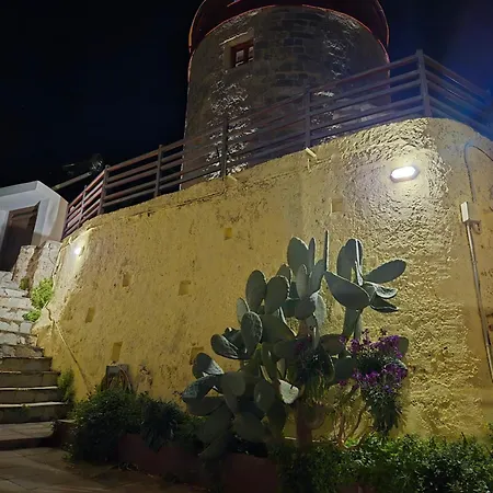 別荘 A Medieval Windmill Tower 2bedrooms In The Heart Of Old Town With Magnificent Panoramic Seaview And Cityview *