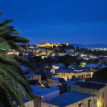 A Medieval Windmill Tower 2bedrooms In The Heart Of Old Town With Magnificent Panoramic Seaview And Cityview Feriehus *