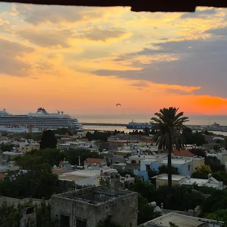 A Medieval Windmill Tower 2bedrooms In The Heart Of Old Town With Magnificent Panoramic Seaview And Cityview