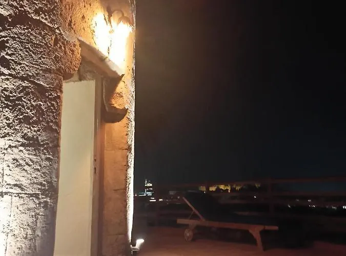 A Medieval Windmill Tower 2bedrooms In The Heart Of Old Town With Magnificent Panoramic Seaview And Cityview 度假居