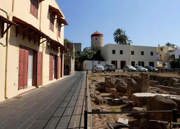 度假居 A Medieval Windmill Tower 2bedrooms In The Heart Of Old Town With Magnificent Panoramic Seaview And Cityview *
