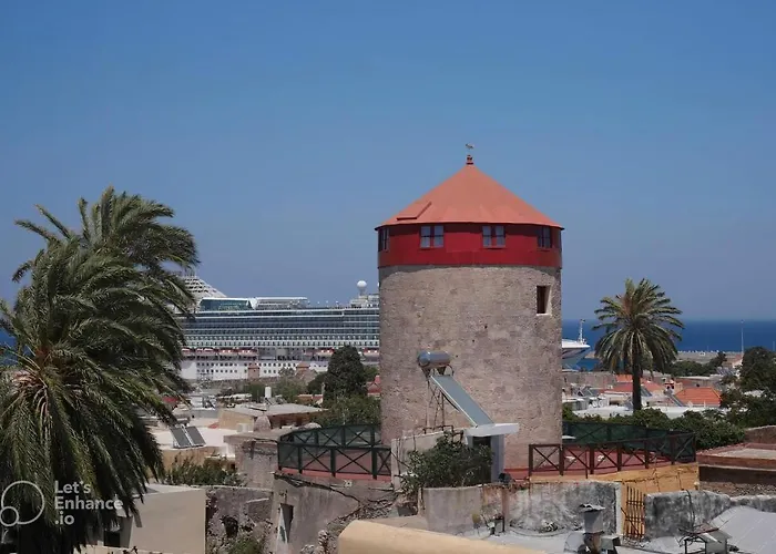 A Medieval Windmill Tower 2bedrooms In The Heart Of Old Town With Magnificent Panoramic Seaview And Cityview *