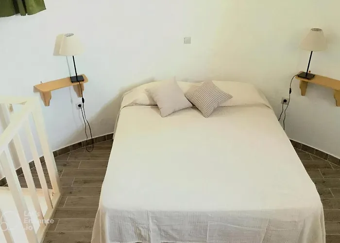 A Medieval Windmill Tower 2bedrooms In The Heart Of Old Town With Magnificent Panoramic Seaview And Cityview *