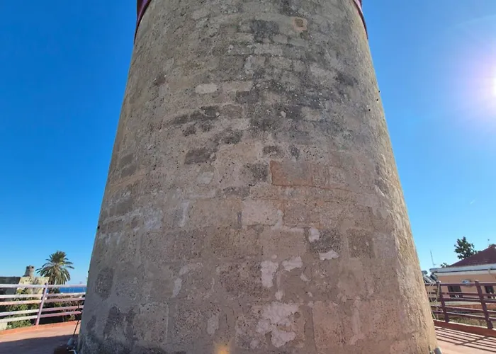 度假居 A Medieval Windmill Tower 2bedrooms In The Heart Of Old Town With Magnificent Panoramic Seaview And Cityview *