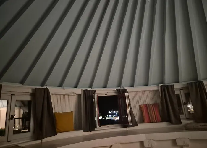 度假居 A Medieval Windmill Tower 2bedrooms In The Heart Of Old Town With Magnificent Panoramic Seaview And Cityview