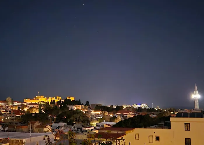 A Medieval Windmill Tower 2bedrooms In The Heart Of Old Town With Magnificent Panoramic Seaview And Cityview