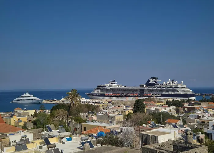 A Medieval Windmill Tower 2bedrooms In The Heart Of Old Town With Magnificent Panoramic Seaview And Cityview Prázdninový dům